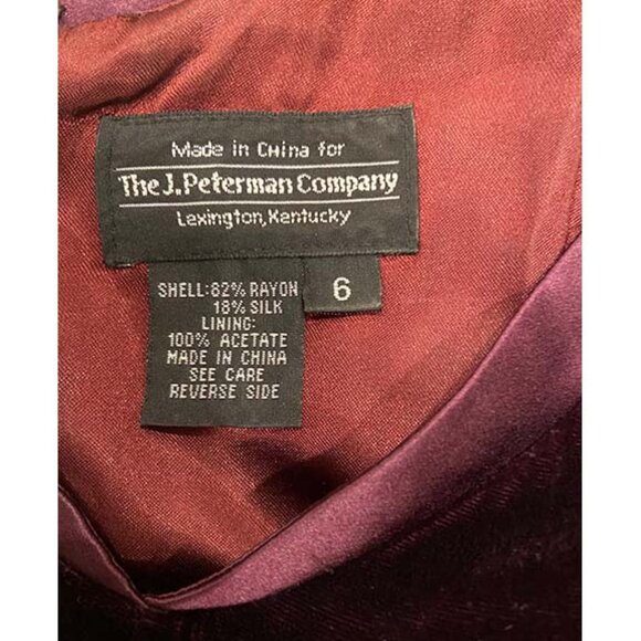 The J. Peterman Company: Vintage, deep plum (purplish) velvet dress, Size 6 - Picture 7 of 12